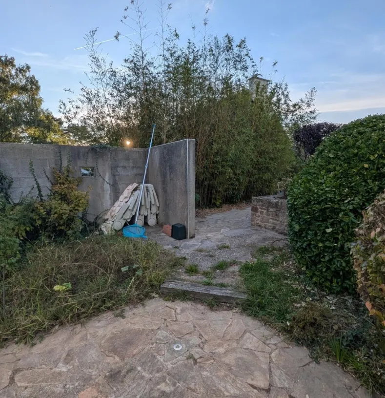 Rénovation d'un mur & création d'un massif - avant travaux